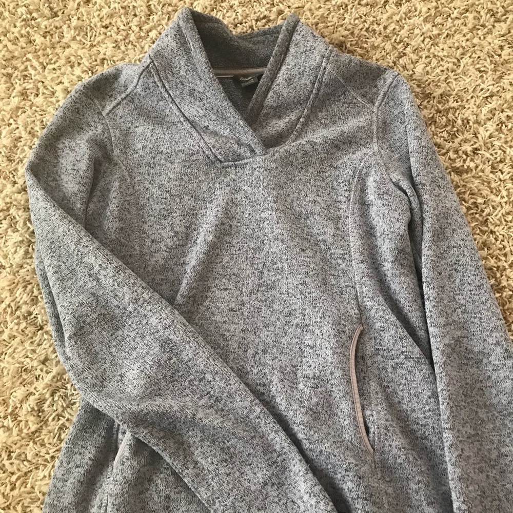 Eddie Bauer size small sweater